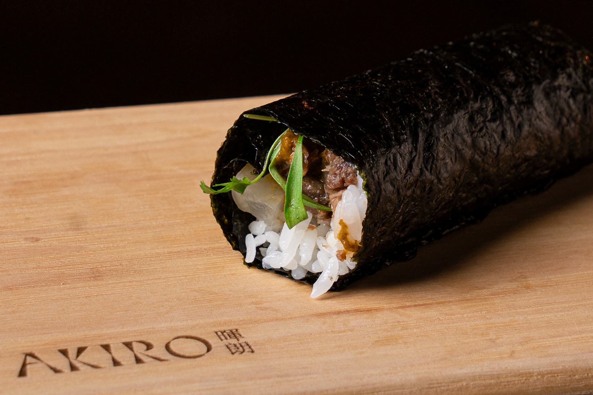 Handroll - Akiro