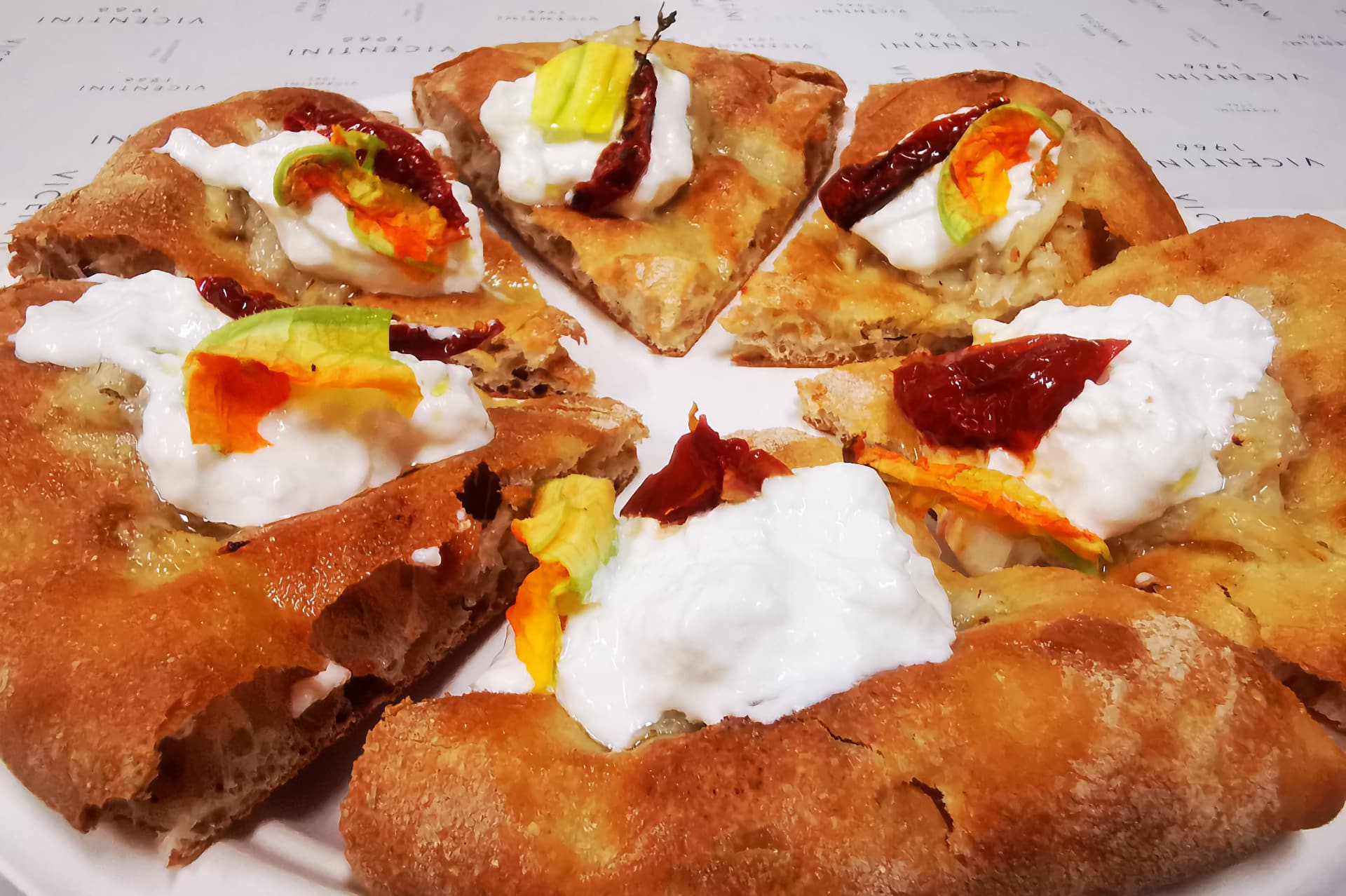 Pizza con lo stoccafisso tra gli ingredienti