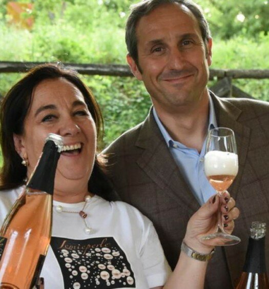 Laura Zavattaro con l'enologo Mario Ronco