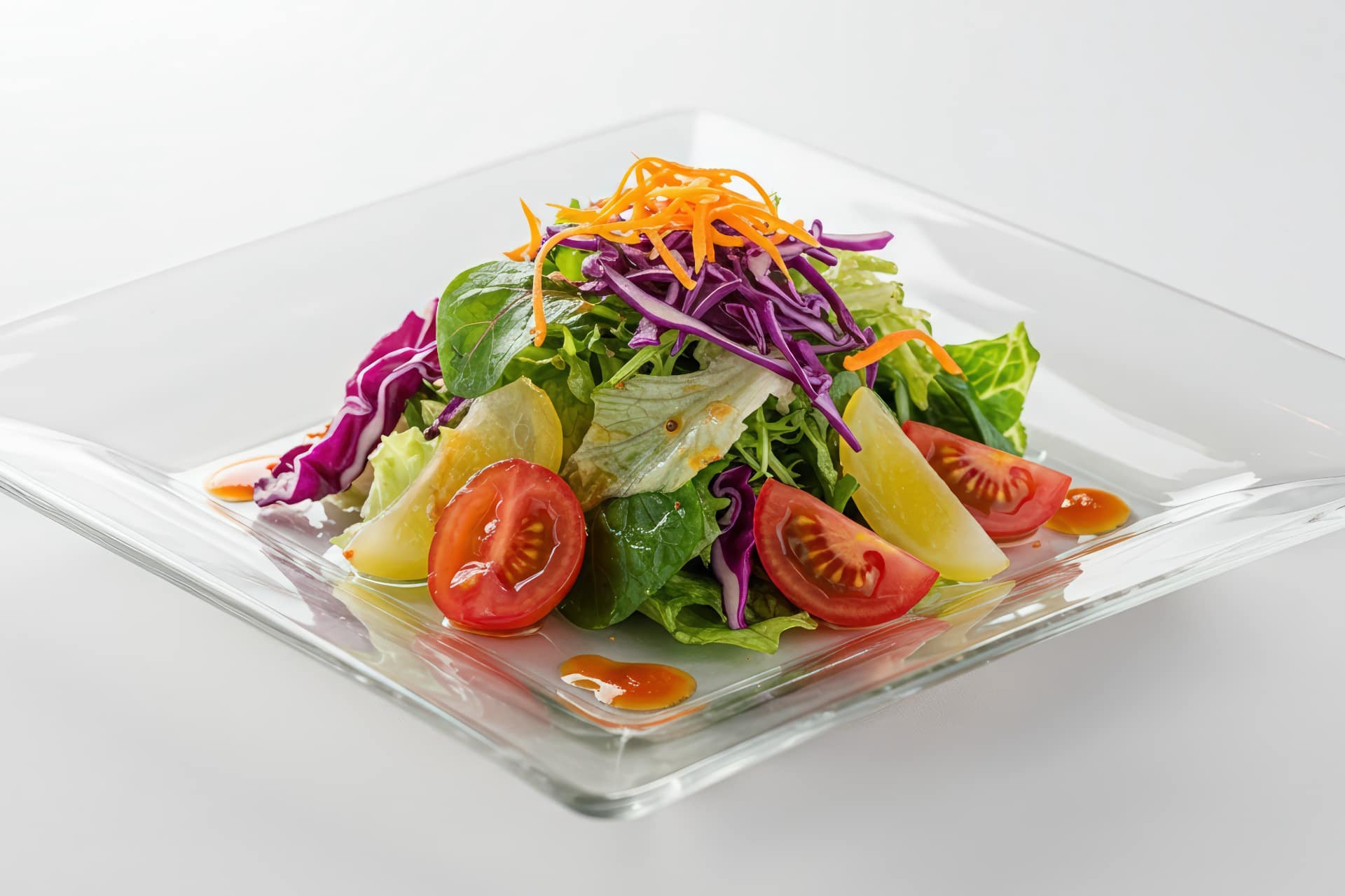 Una insalata a pranzo aiuta a mangiare la quantità di verdure corretta