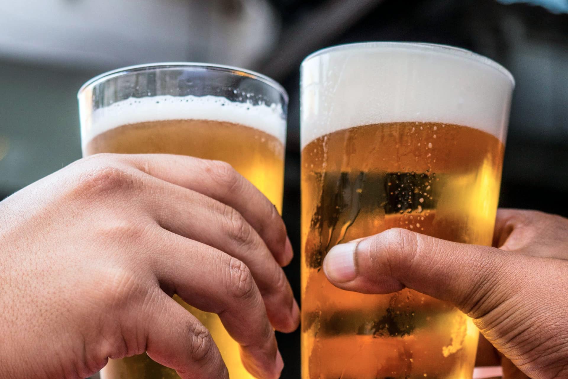 Brindisi con birra