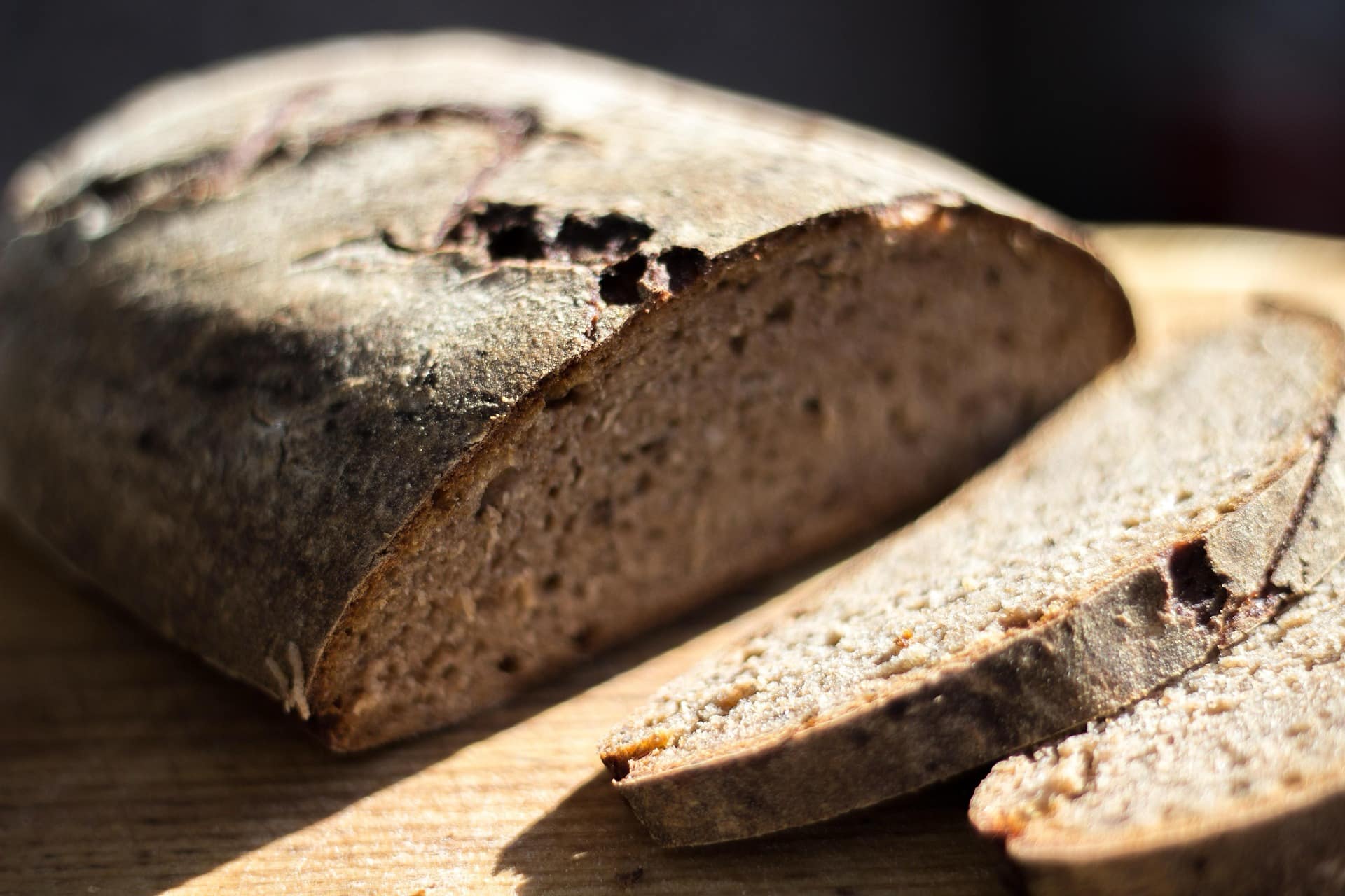 Pane integrale è ricco di fibre