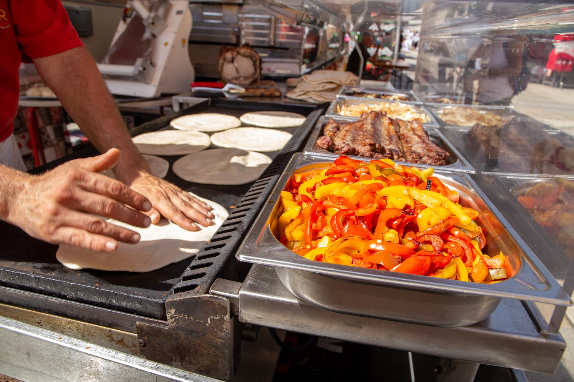 Piadina Romagnola in preparazione