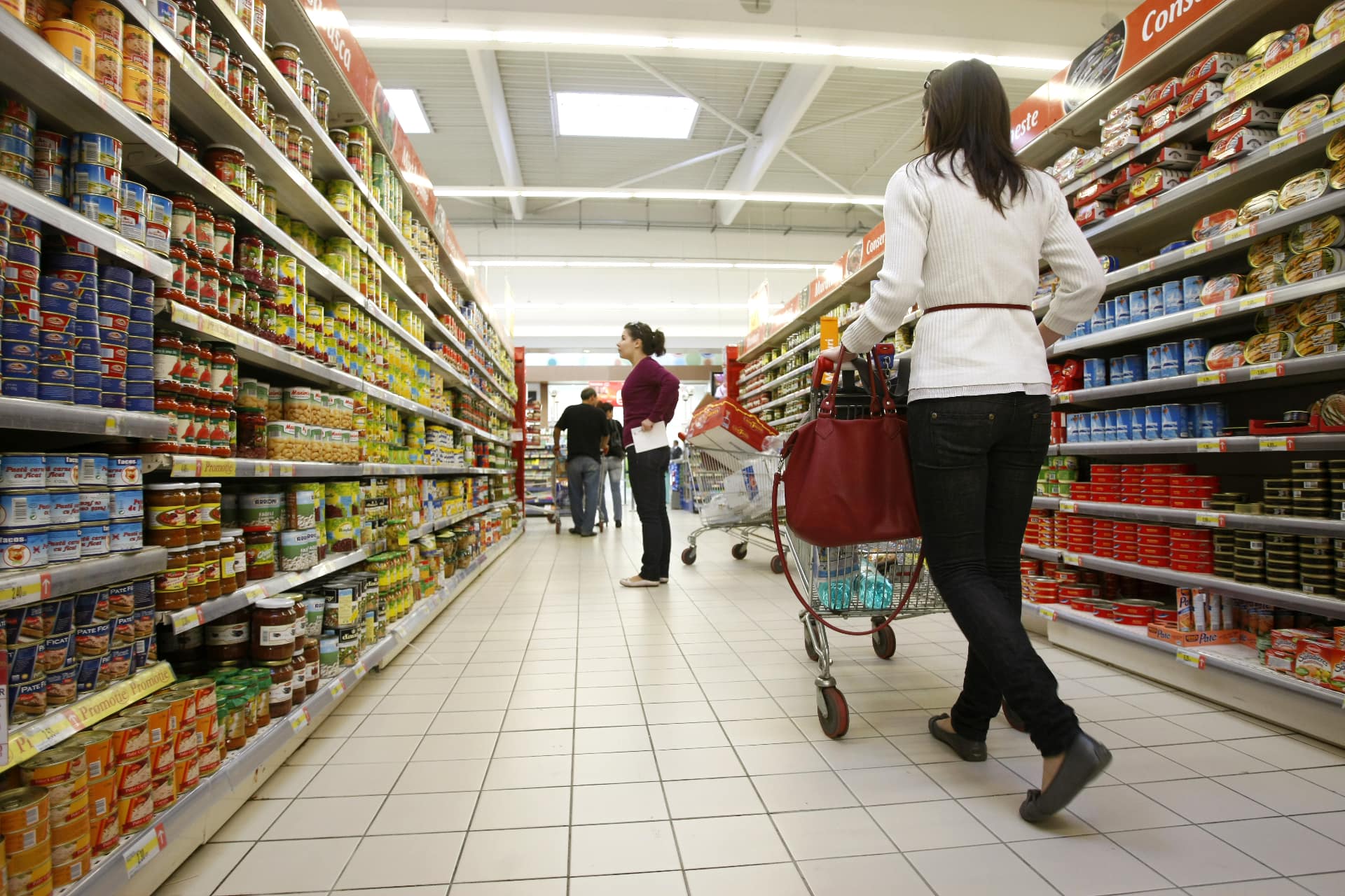 Cambia la spesa degli italiani nei supermercati