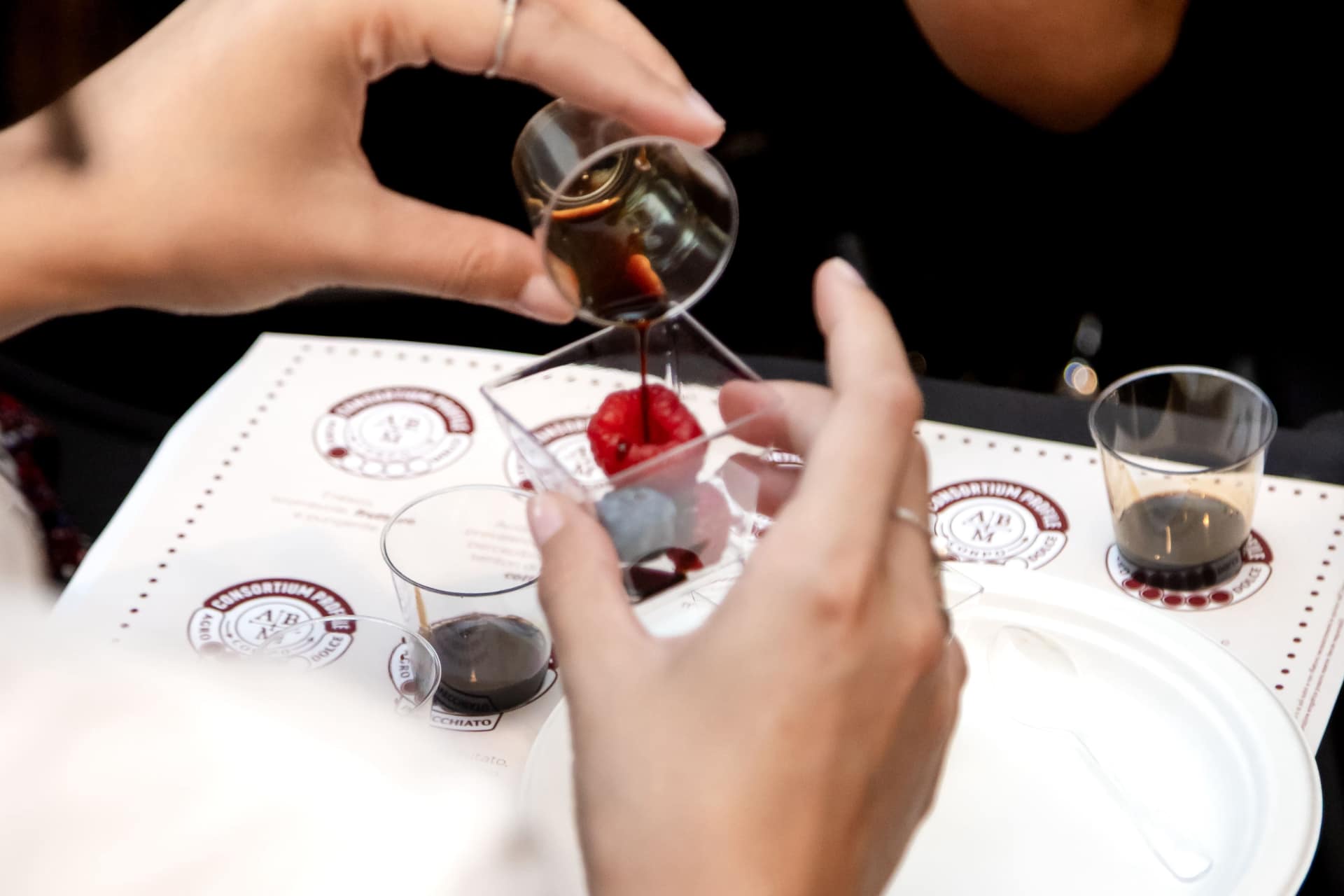 Aceto Balsamico di Modena IGP prove di assaggio
