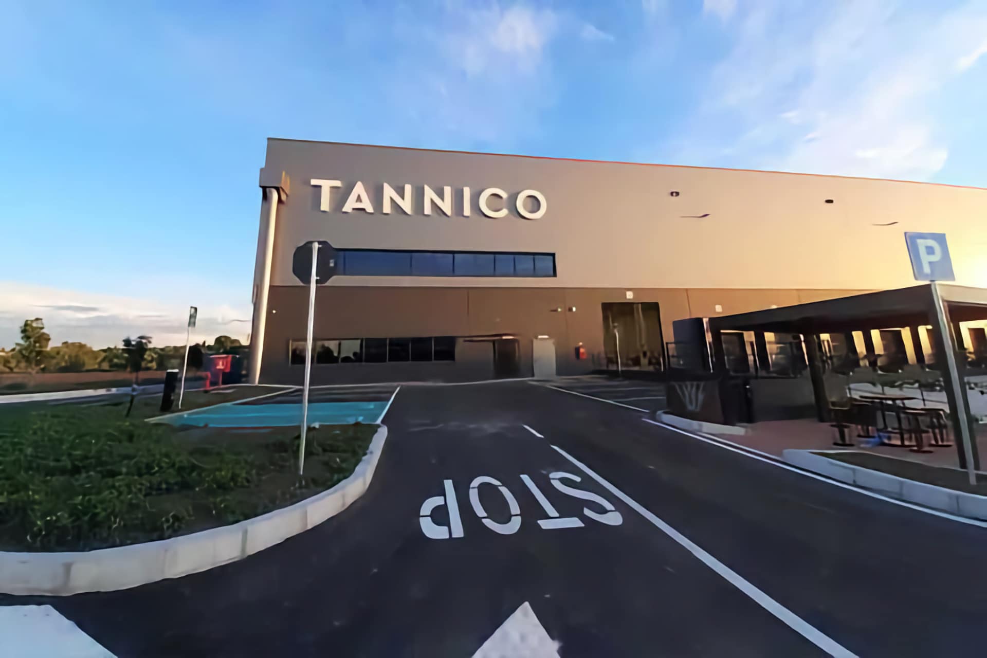 Tannico il magazzino Italiano