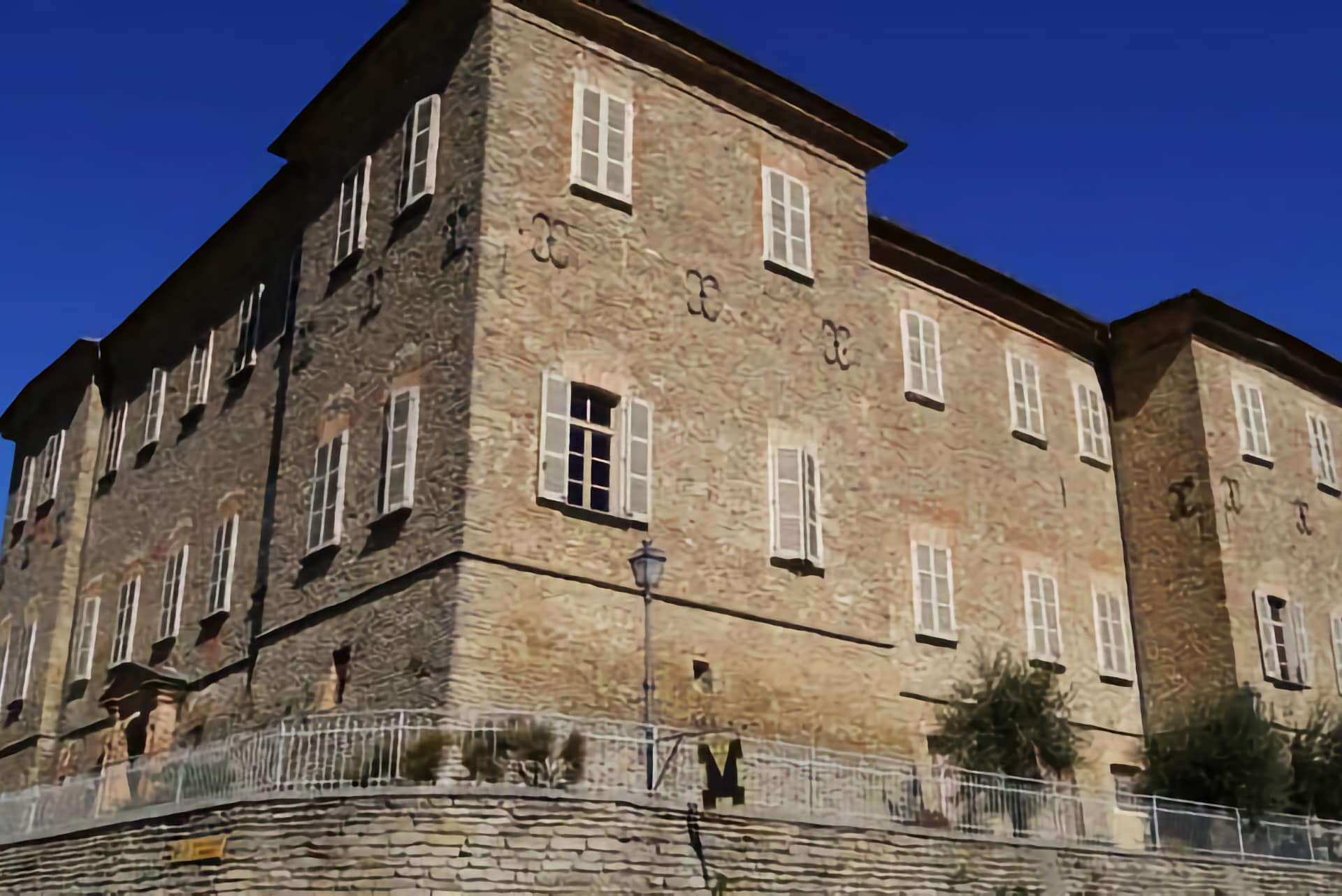 Castello di Mango sede Enoteca Regionale del Moscato d'Asti