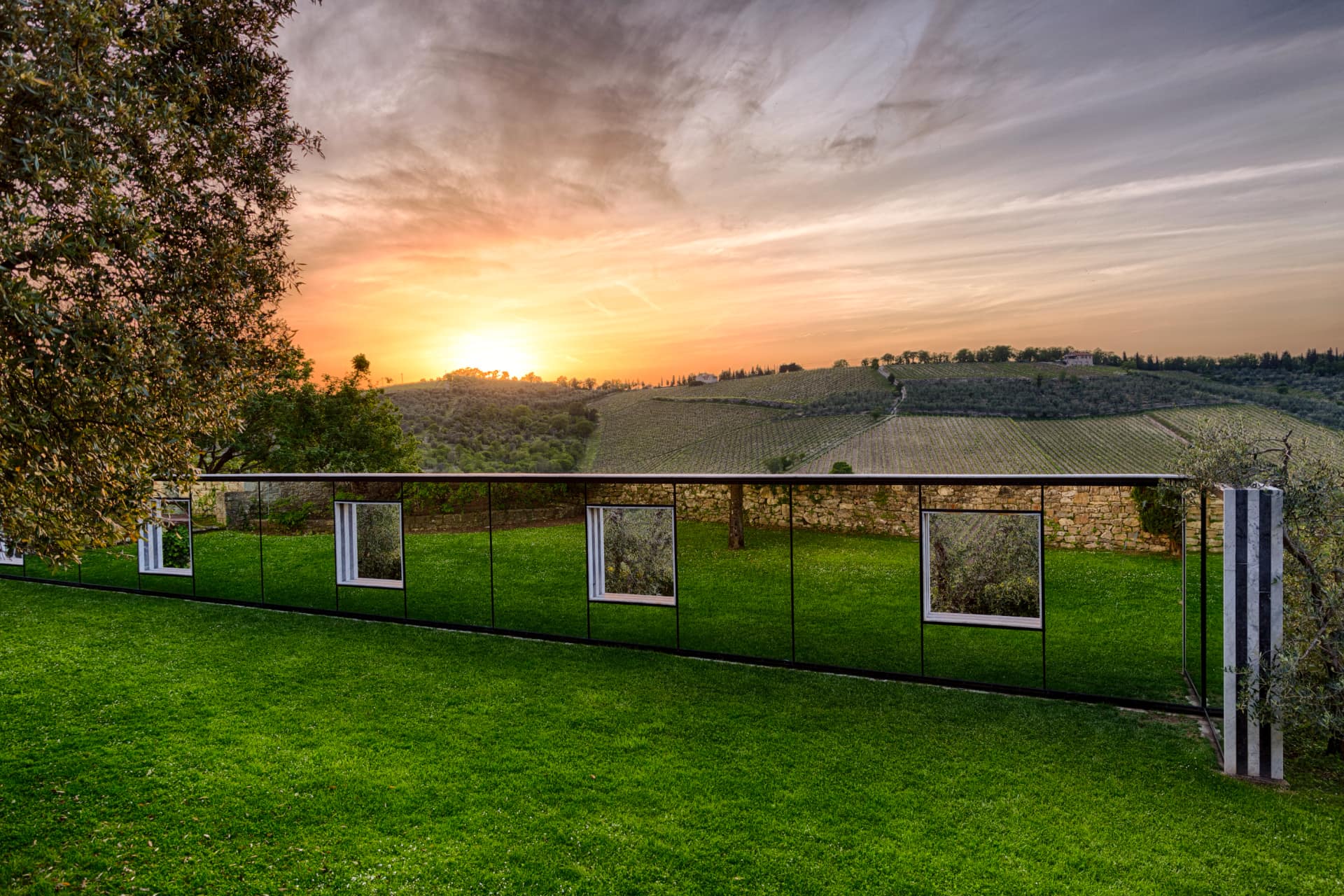 Daniel Buren Castello di Ama - foto Alessandro Moggi