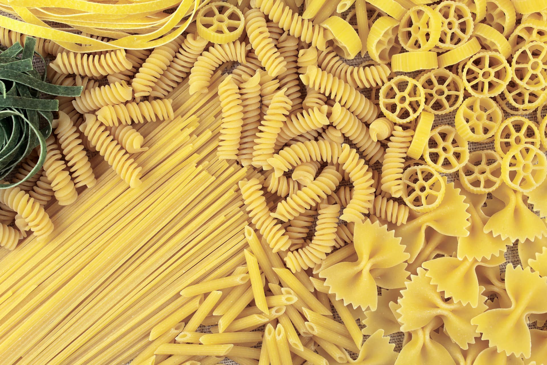Varie tipologie di pasta